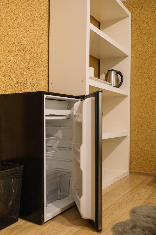 West13 Guest Rooms คราคูฟ ภายนอก รูปภาพ